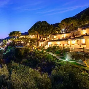 4* Hotel Baia Imperiale