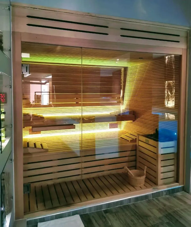 Hotel Columbia Wellness & Spa Montecatini Terme 4*,
