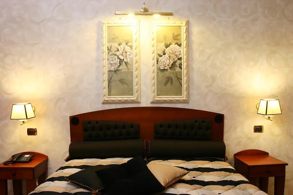 Hotel Columbia Wellness & Spa Montecatini Terme 4*,